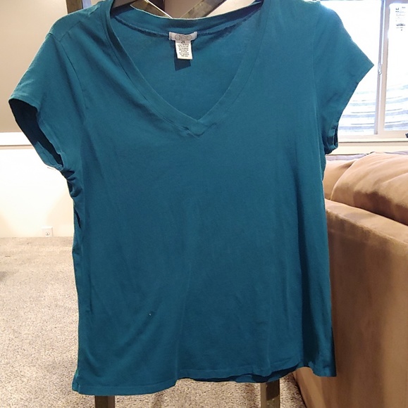 Blue v-neck tee - Picture 1 of 2